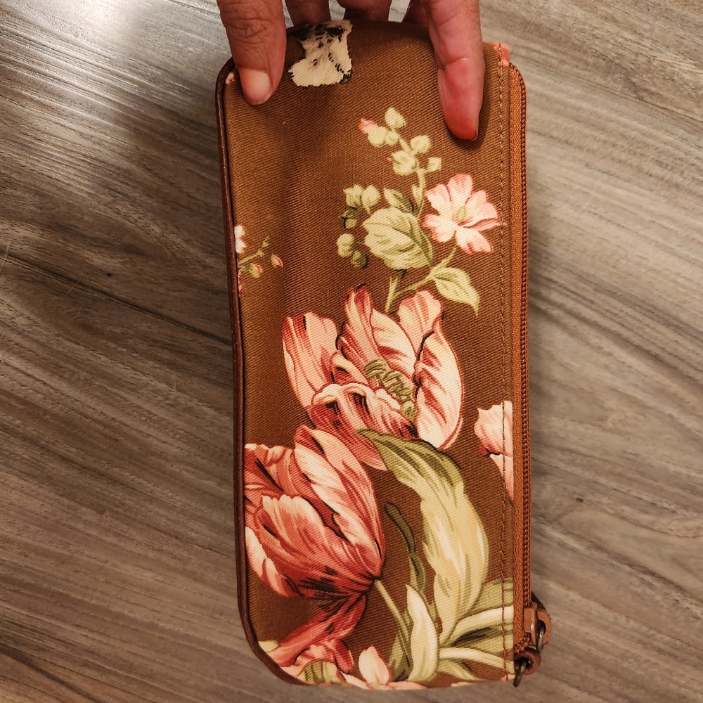 Isabella fiore beaded clutch - Picture 2 of 6